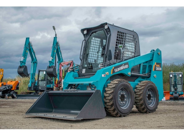 MiniIncarcator SUNWARD SWL 2830, 2.8ton, 65CP -- new de vanzare